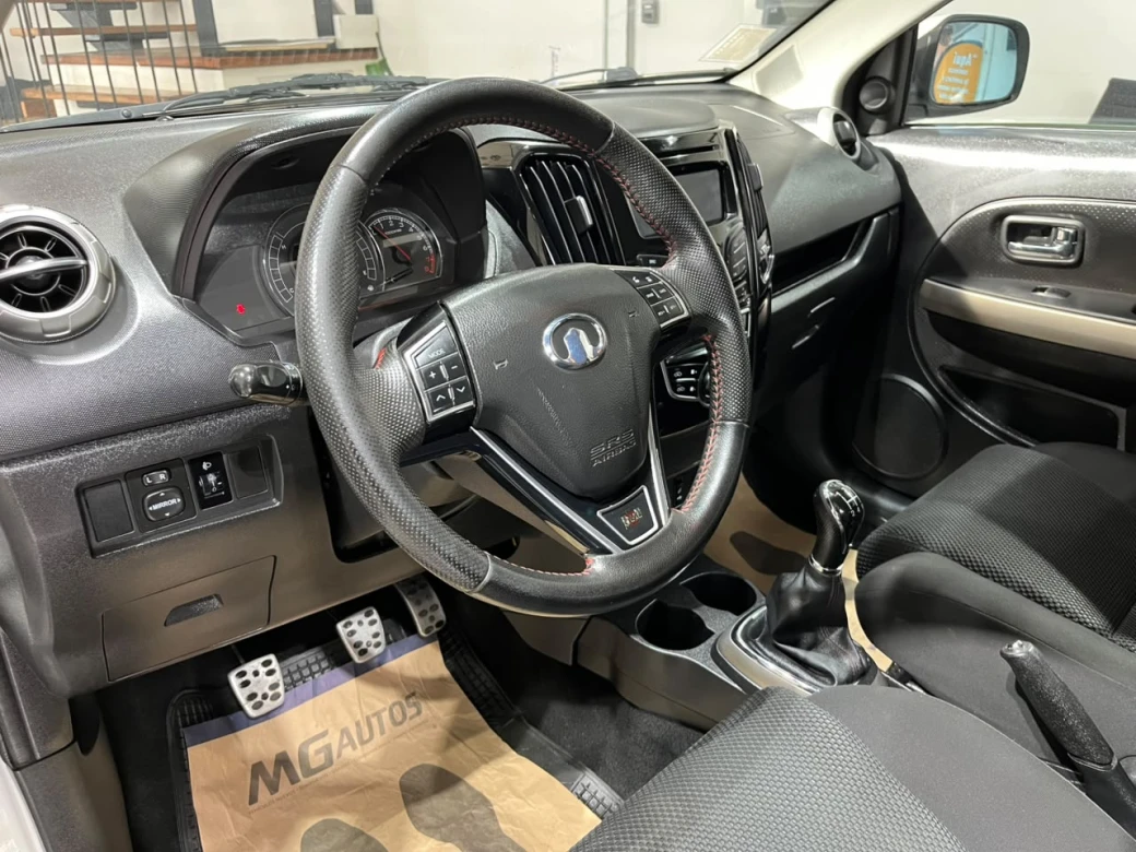 imagen 0 de vehiculo con id 2235